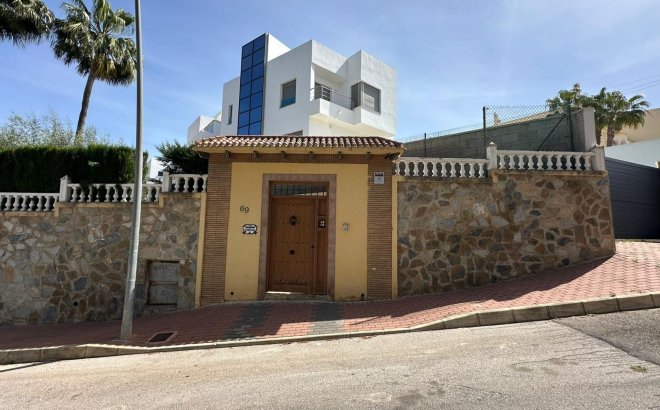 Herverkoop - Villa -
Torrevieja - Los Balcones - Los Altos del Edén