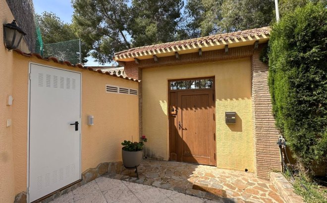 Herverkoop - Villa -
Torrevieja - Los Balcones - Los Altos del Edén