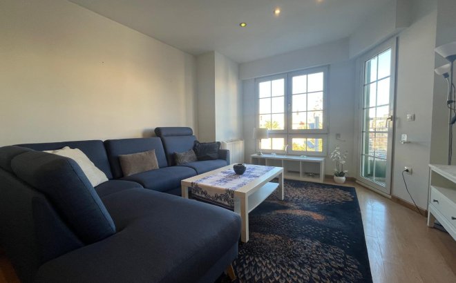 Herverkoop - Appartement -
Torrevieja - Centro