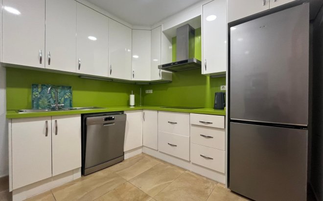 Herverkoop - Appartement -
Torrevieja - Centro