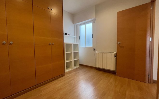 Herverkoop - Appartement -
Torrevieja - Centro