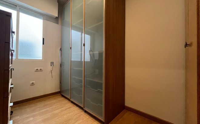 Herverkoop - Appartement -
Torrevieja - Centro