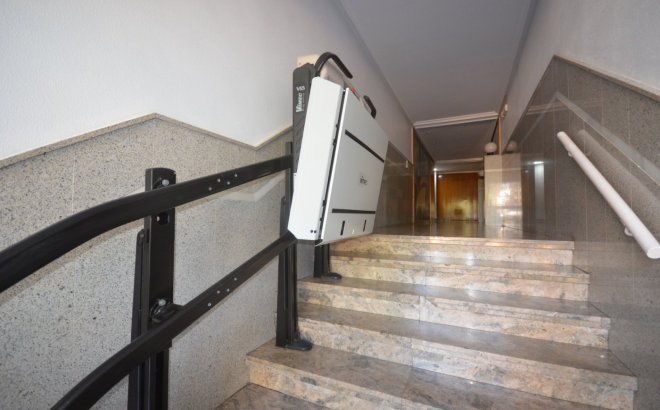 Herverkoop - Appartement -
Torrevieja - Centro