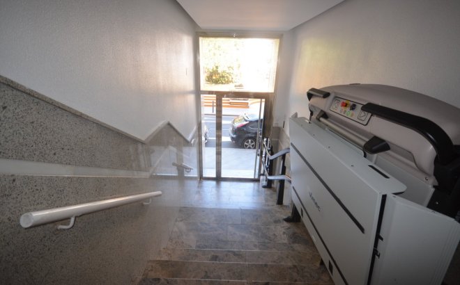 Herverkoop - Appartement -
Torrevieja - Centro