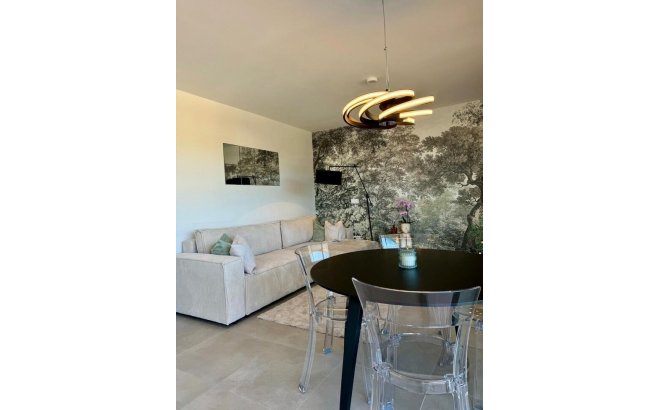 Resale - Apartment -
Dehesa de Campoamor - Costa Blanca