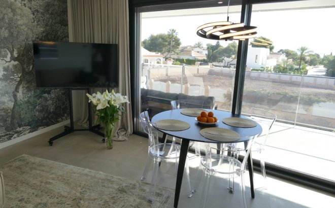 Resale - Apartment -
Dehesa de Campoamor - Costa Blanca