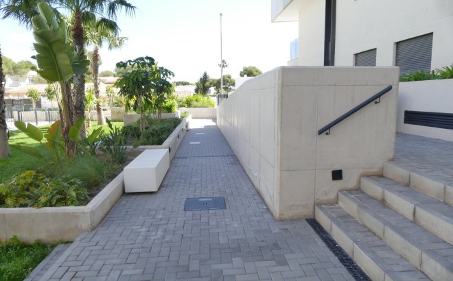 Resale - Apartment -
Dehesa de Campoamor - Costa Blanca