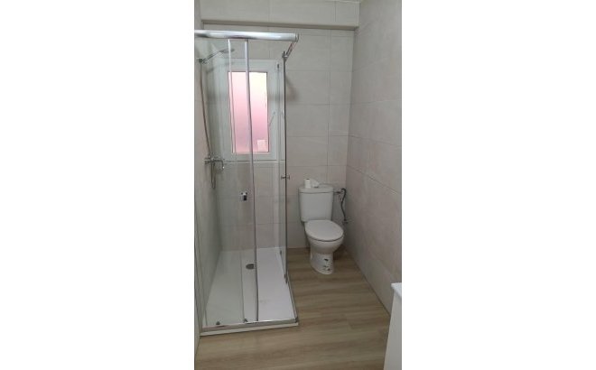 Resale - Apartment -
Torrevieja - Centro