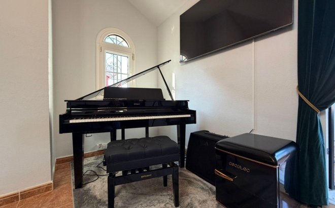 Resale - Semi Detached -
Orihuela Costa - Villamartín