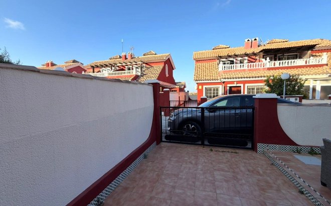 Resale - Semi Detached -
Orihuela Costa - Villamartín