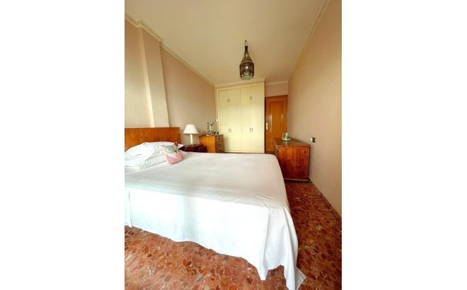 Resale - Apartment -
Torrevieja - Estacion De Autobuses