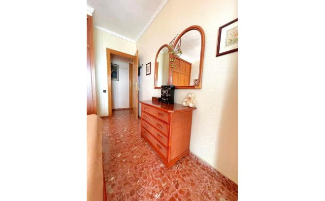 Resale - Apartment -
Torrevieja - Estacion De Autobuses