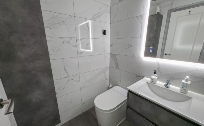 Resale - Apartment -
Vistabella Golf Entre Naranjos - Inland