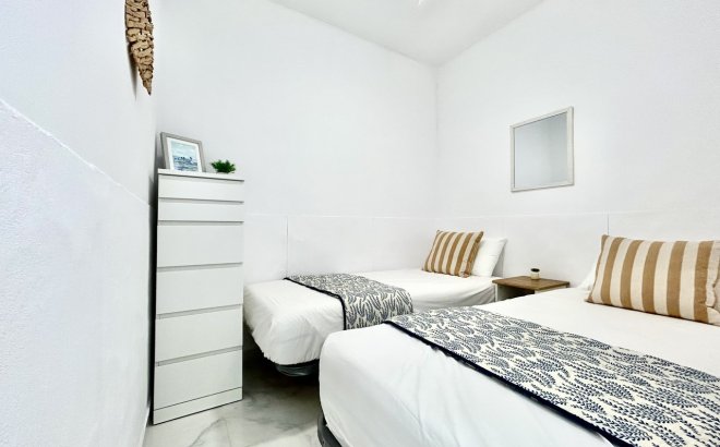 Resale - Apartment -
La Zenia - Costa Blanca