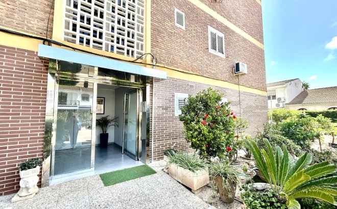 Resale - Apartment -
La Zenia - Costa Blanca