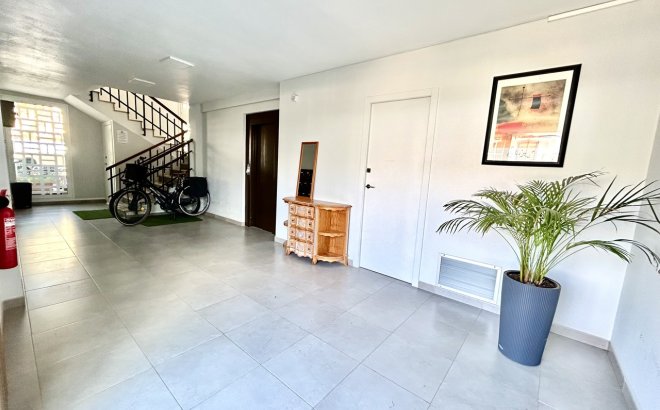 Resale - Apartment -
La Zenia - Costa Blanca