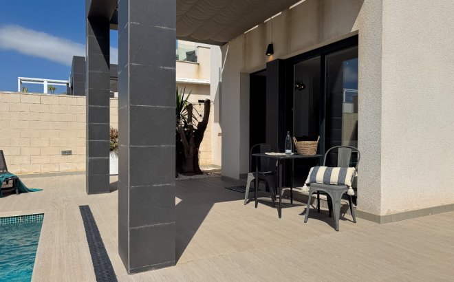 Resale - Villa -
Ciudad Quesada - Costa Blanca