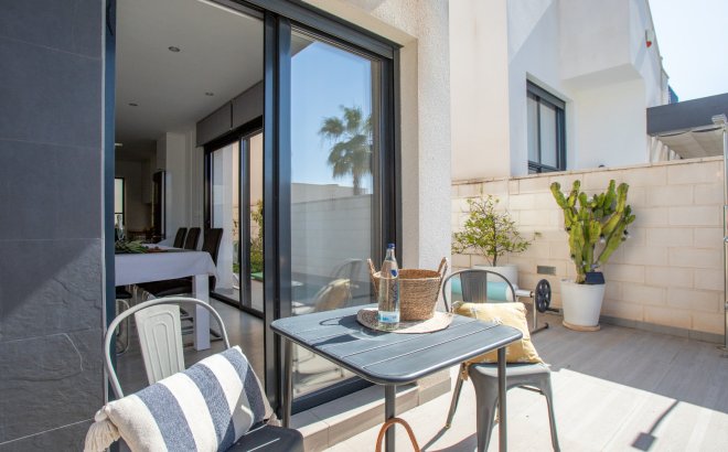 Resale - Villa -
Ciudad Quesada - Costa Blanca