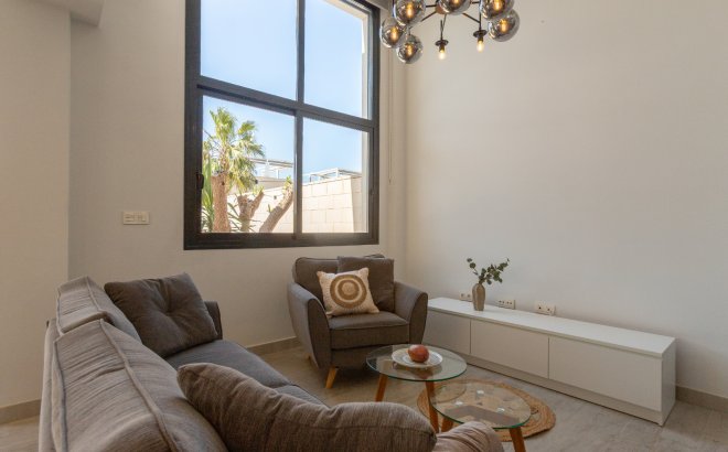Resale - Villa -
Ciudad Quesada - Costa Blanca
