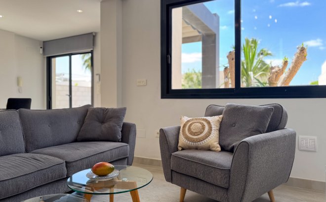Resale - Villa -
Ciudad Quesada - Costa Blanca