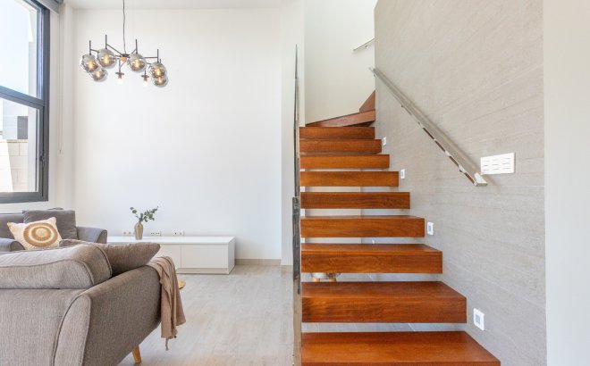 Resale - Villa -
Ciudad Quesada - Costa Blanca