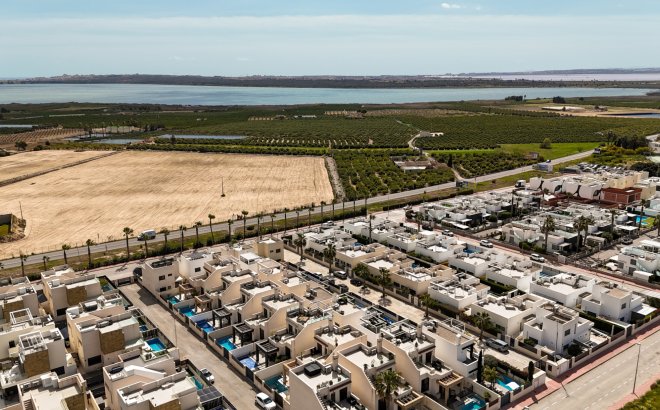 Resale - Villa -
Ciudad Quesada - Costa Blanca