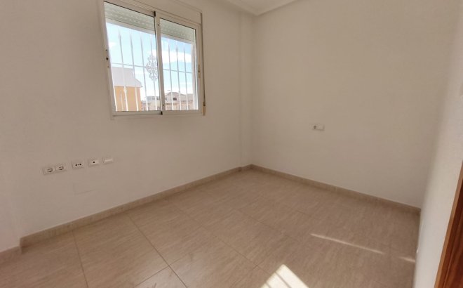 Resale - Town House -
Rojales - Inland