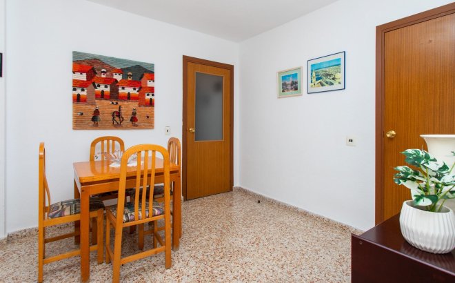 Revente - Penthouse -
Torrevieja - Playa del Cura