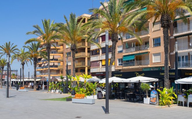 Revente - Penthouse -
Torrevieja - Playa del Cura