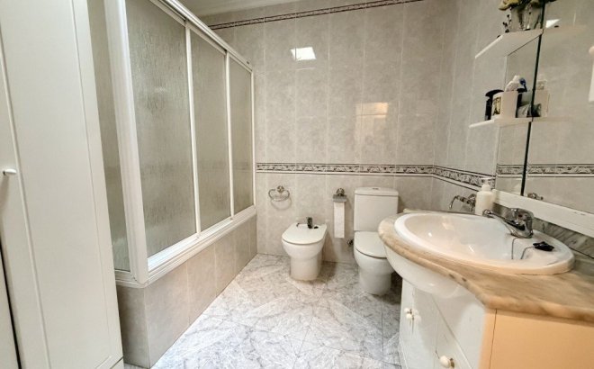 Resale - Apartment -
Torrevieja - Costa Blanca
