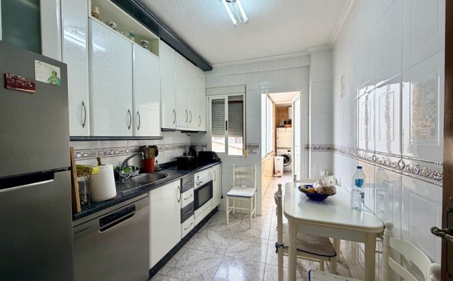 Resale - Apartment -
Torrevieja - Costa Blanca