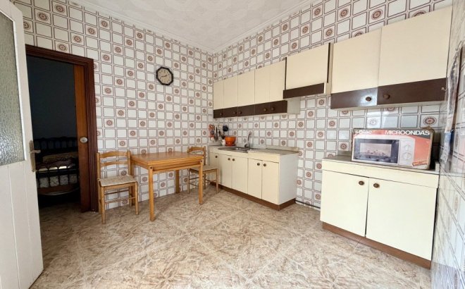 Resale - Apartment -
Torrevieja - Costa Blanca