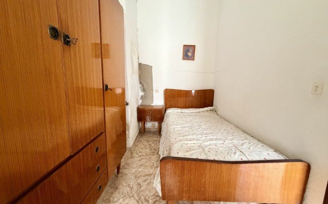 Resale - Apartment -
Torrevieja - Costa Blanca
