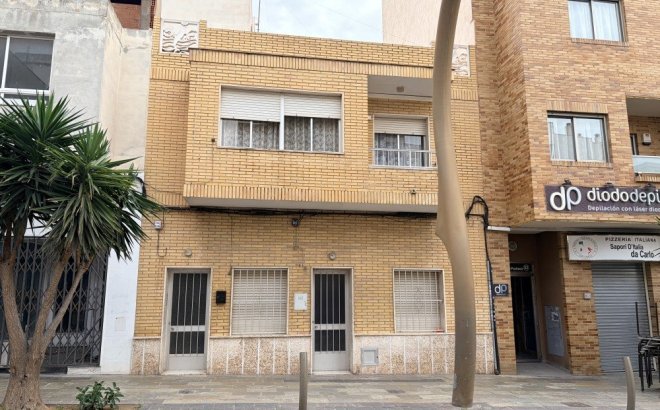 Resale - Apartment -
Torrevieja - Costa Blanca