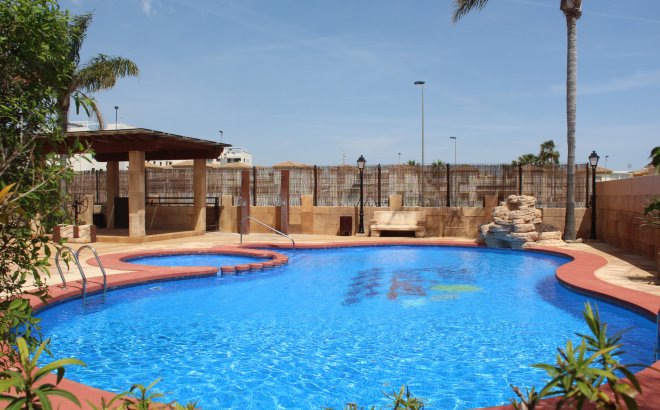 Revente - Villa -
Orihuela Costa - Costa Blanca