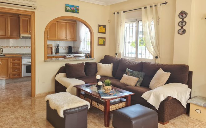 Revente - Villa -
Orihuela Costa - Costa Blanca