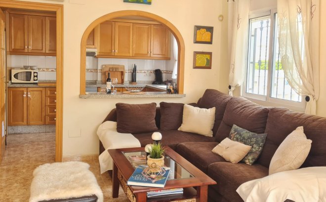 Revente - Villa -
Orihuela Costa - Costa Blanca
