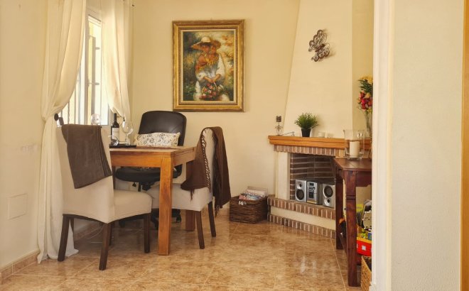 Revente - Villa -
Orihuela Costa - Costa Blanca