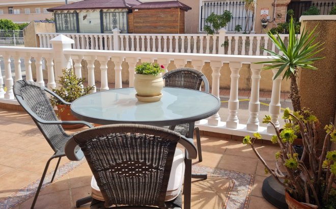 Revente - Villa -
Orihuela Costa - Costa Blanca
