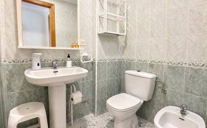 Resale - Apartment -
Torrevieja - Habaneras