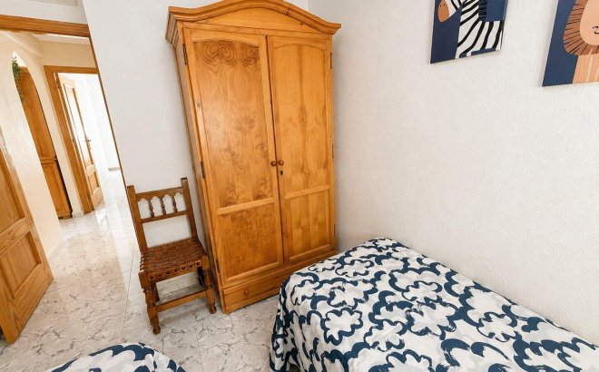 Resale - Apartment -
Torrevieja - Habaneras