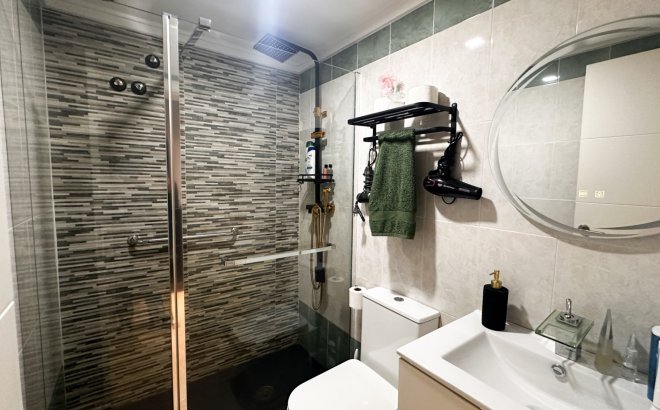 Resale - Apartment -
Torrevieja - Costa Blanca