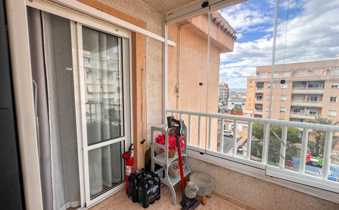 Resale - Apartment -
Torrevieja - Costa Blanca