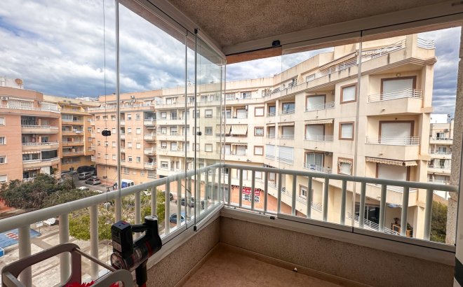 Resale - Apartment -
Torrevieja - Costa Blanca