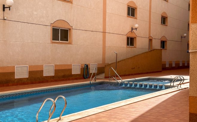 Resale - Apartment -
Torrevieja - Costa Blanca