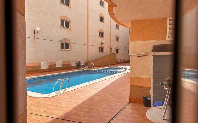 Resale - Apartment -
Torrevieja - Costa Blanca