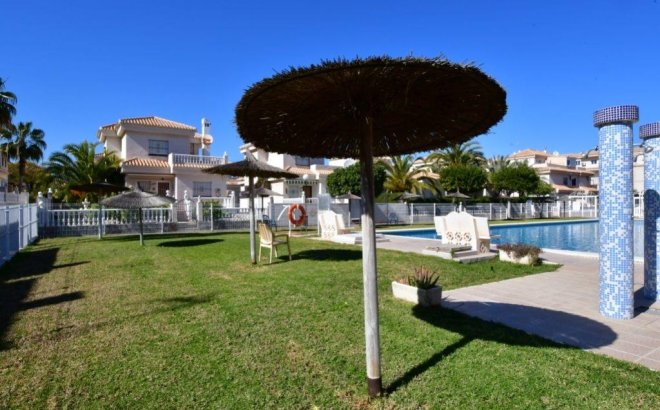 Resale - Apartment -
Orihuela Costa - La Zenia