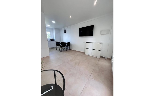 Herverkoop - Appartement -
Orihuela Costa - La Regia