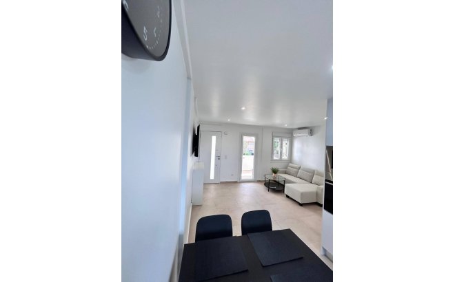 Herverkoop - Appartement -
Orihuela Costa - La Regia