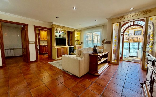 Resale - Semi Detached -
Orihuela Costa - La Zenia